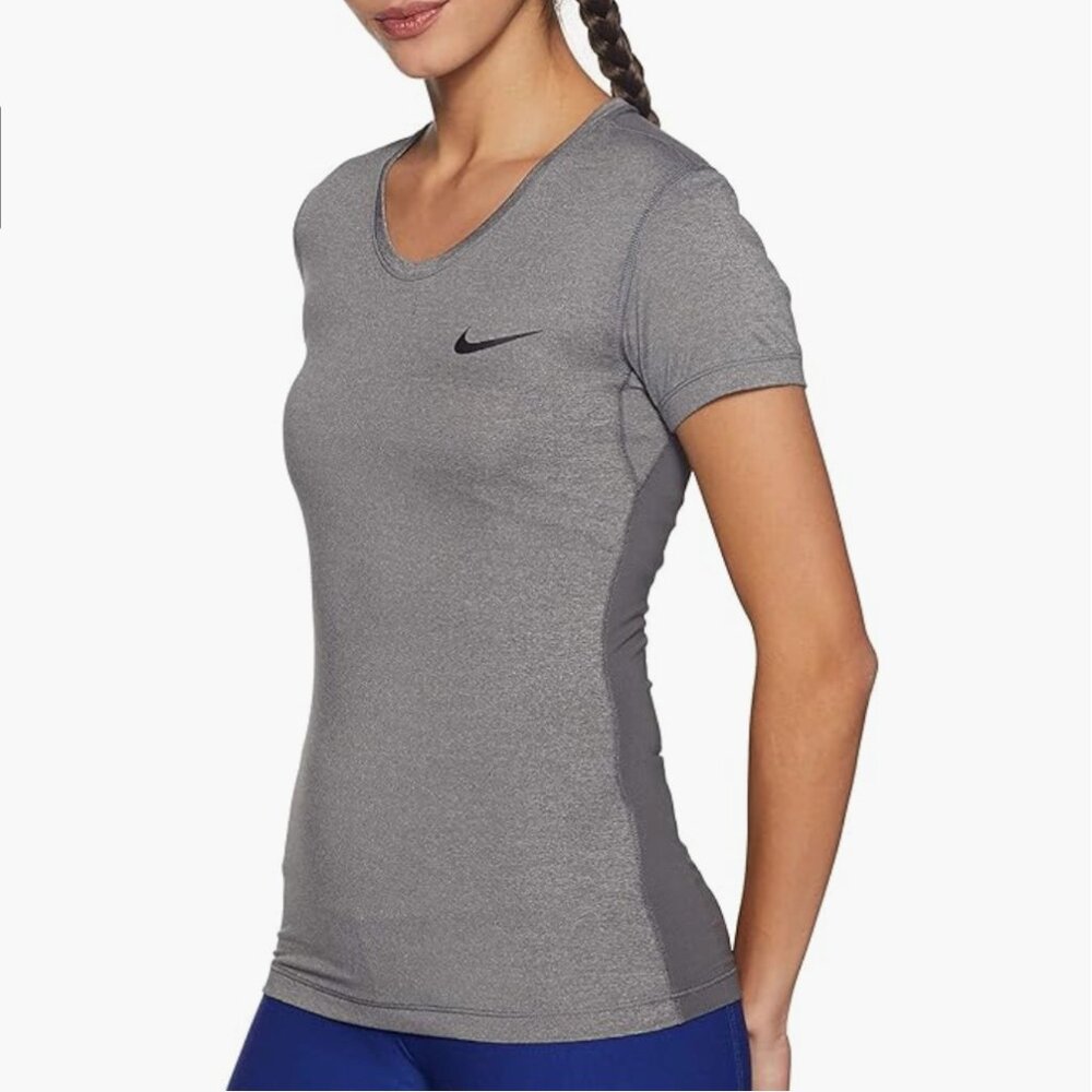 Nike dry fit t-shirt size S